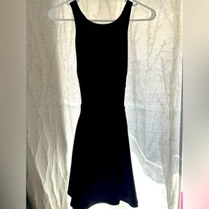 Lululemon dress. Black.